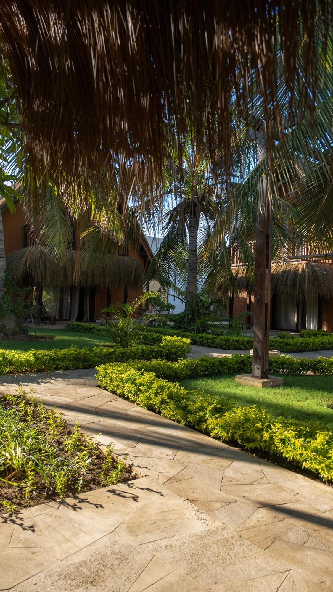 Le Vahine Eco-Resort Toliara Exterior photo